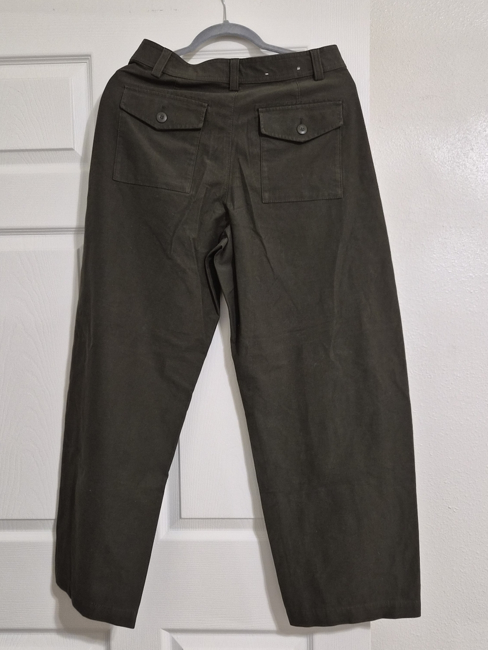 uniqlo jersey barrel pants in khaki green - Picture 2 of 5